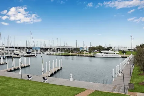 2447 Lakewood Pointe Seabrook TX 77586