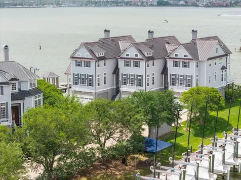 2447 Lakewood Pointe Seabrook TX 77586
