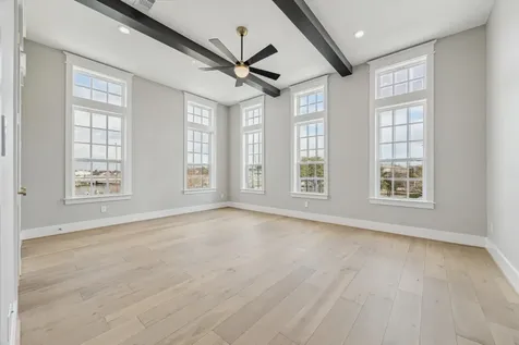 2447 Lakewood Pointe Seabrook TX 77586