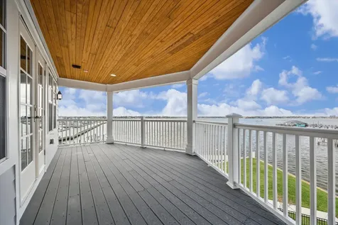 2447 Lakewood Pointe Seabrook TX 77586