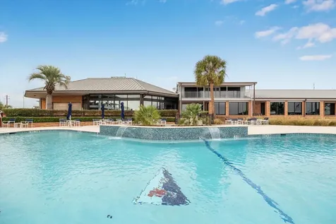 2447 Lakewood Pointe Seabrook TX 77586