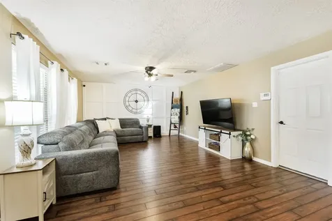 11935 Belle Court Pinehurst TX 77362