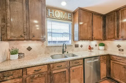 11935 Belle Court Pinehurst TX 77362