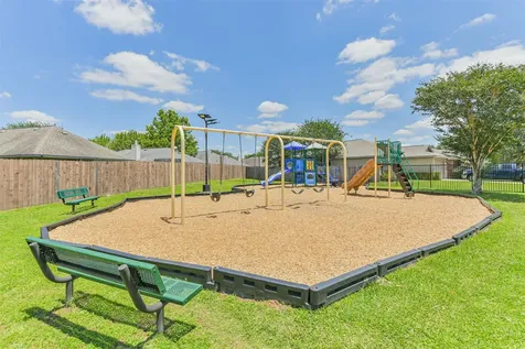 11935 Belle Court Pinehurst TX 77362