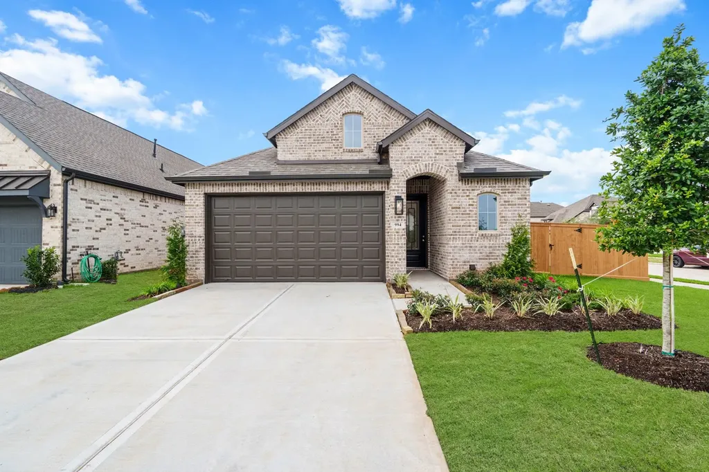 994 Newport Creek Drive Katy TX 77493