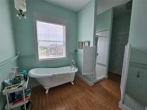 833 Kahla Drive Crystal Beach TX 77650