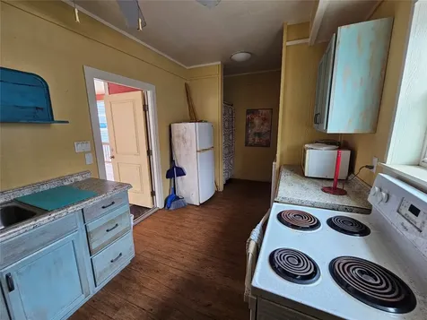 833 Kahla Drive Crystal Beach TX 77650