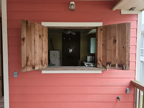 833 Kahla Drive Crystal Beach TX 77650