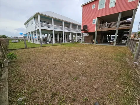 833 Kahla Drive Crystal Beach TX 77650