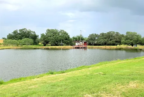 11088 Highway 97 W Highway Cost TX 78614