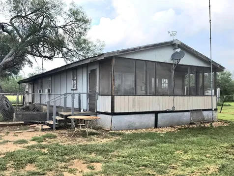 11088 Highway 97 W Highway Cost TX 78614