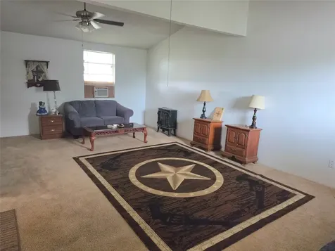 11088 Highway 97 W Highway Cost TX 78614