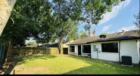 3230 Dragonwick Drive Houston TX 77045