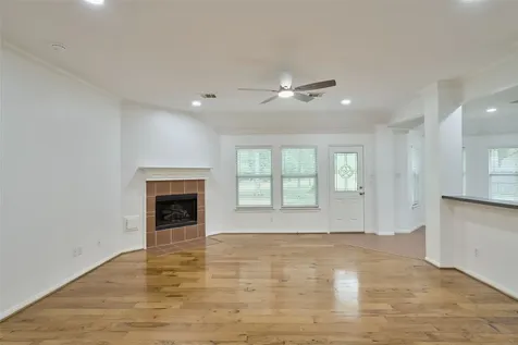 811 Mark Anthony Street New Caney TX 77357
