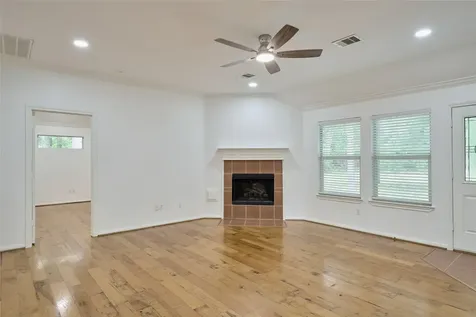 811 Mark Anthony Street New Caney TX 77357