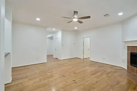 811 Mark Anthony Street New Caney TX 77357