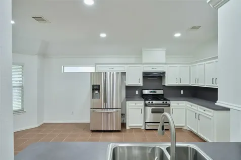 811 Mark Anthony Street New Caney TX 77357