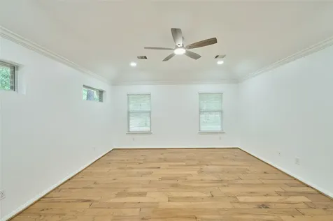 811 Mark Anthony Street New Caney TX 77357