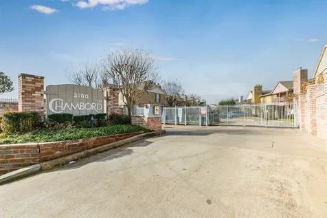 3100 Jeanetta Street 1305 Houston TX 77063