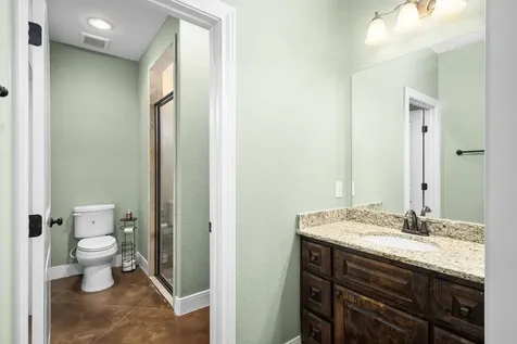 20585 Sh 146 N Liberty TX 77575