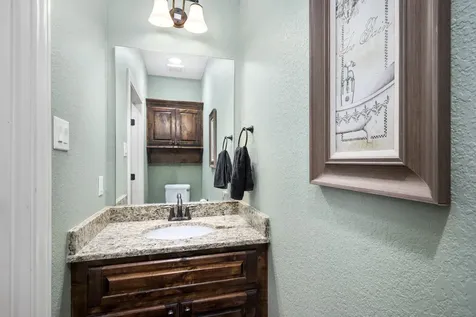 20585 Sh 146 N Liberty TX 77575