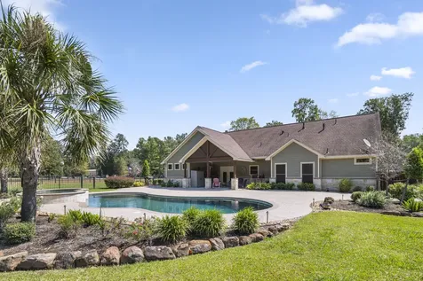 20585 Sh 146 N Liberty TX 77575