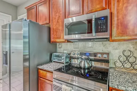 9113 Creekstone Lake Drive Houston TX 77054