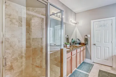 9113 Creekstone Lake Drive Houston TX 77054