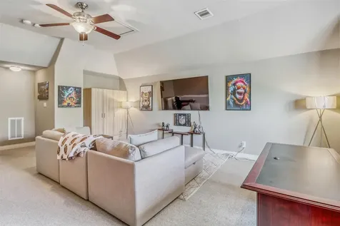 9113 Creekstone Lake Drive Houston TX 77054