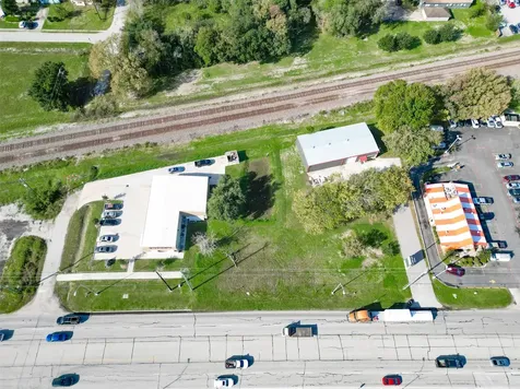 2422-2436 S Main Street Pearland TX 77581