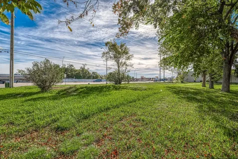 2422-2436 S Main Street Pearland TX 77581