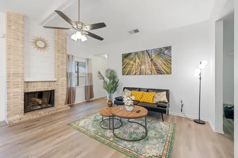 9603 Hollow Bend San Antonio TX 78250