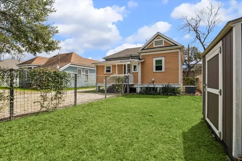 411 Marie Street Houston TX 77009