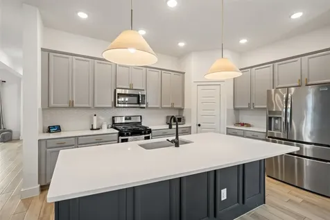 202 Thistle Drive Montgomery TX 77316