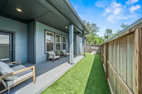 202 Thistle Drive Montgomery TX 77316