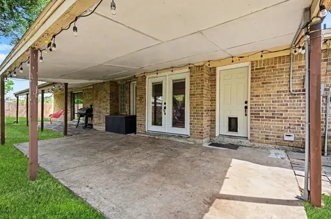 56 W Candlewood Street Lake Jackson TX 77566