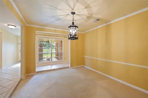 1604 S Hill Street Alvin TX 77511