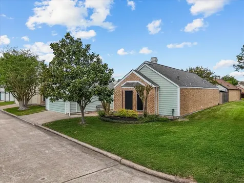 16723 Dale Oak Way Houston TX 77058