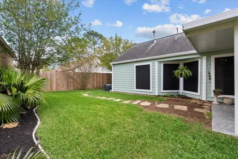 16723 Dale Oak Way Houston TX 77058
