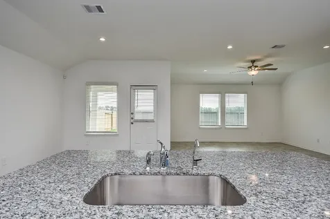 7519 Fierce Friesian Lane Rosharon TX 77583