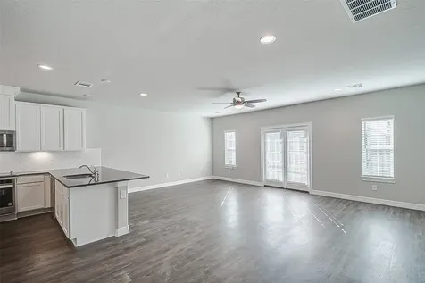 11014 Crescent Light Way Houston TX 77043