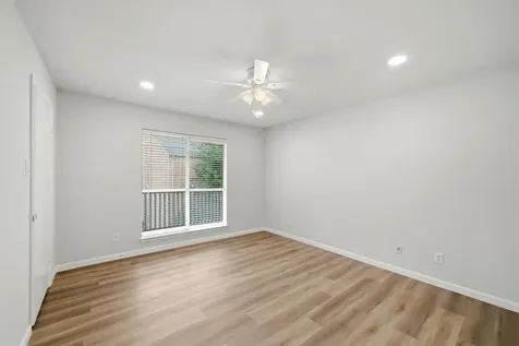10211 Sugar Branch Drive 362 Houston TX 77036