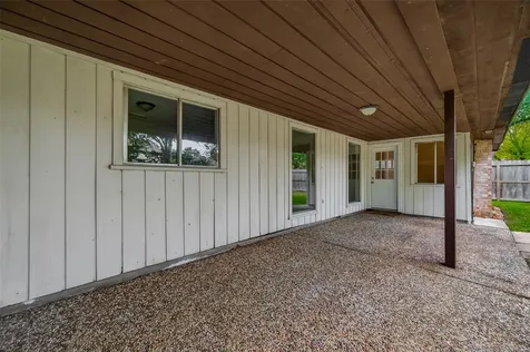 4215 Long Grove Drive Seabrook TX 77586