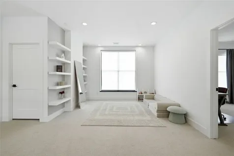 3123 Maroneal Street Houston TX 77025