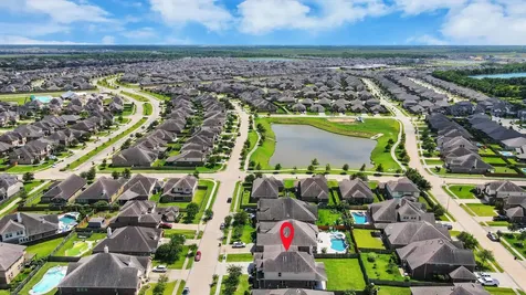 321 Stockport Drive League City TX 77573