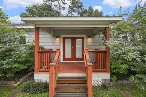705 W 34th Street Houston TX 77018