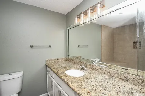208 Willow Street Sealy TX 77474