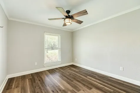1100 Western Avenue Angleton TX 77515