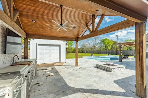 1100 Western Avenue Angleton TX 77515