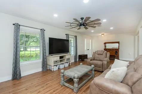 220 Oyster Creek Drive Lake Jackson TX 77566
